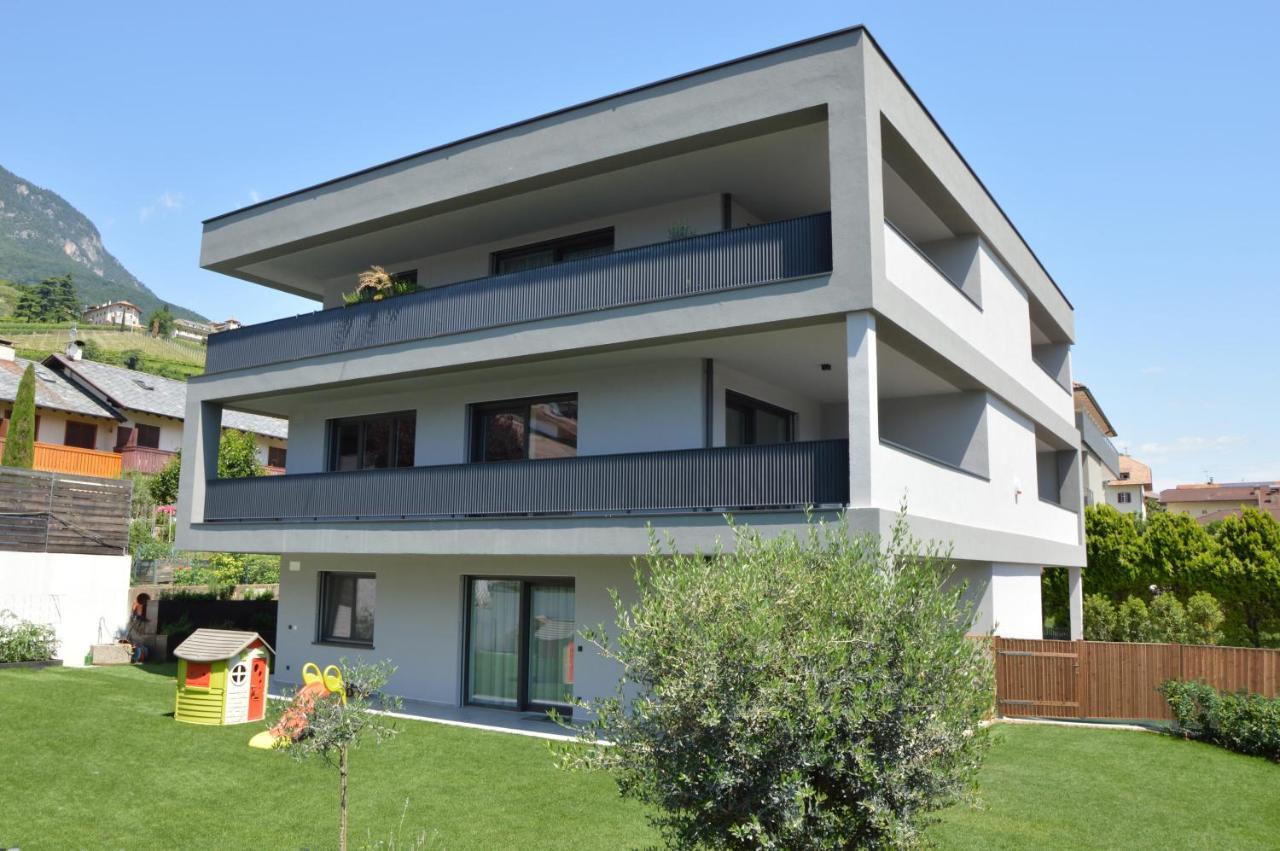 Family Apartment Julia Tramin an der Weinstraße Exterior foto